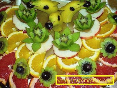 Нарізка фруктів на святковий стіл