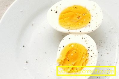 Скільки калорій міститься в вареному яйці?